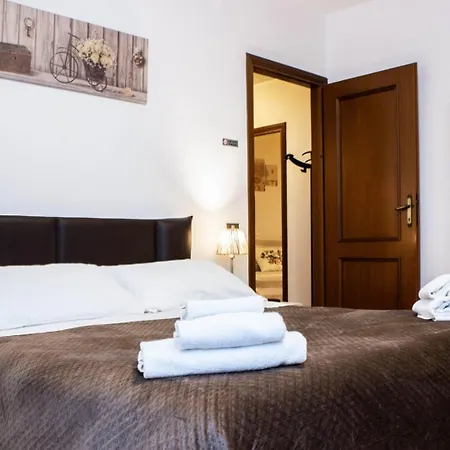 Casa Vacanze Tosca 2 Apartamento